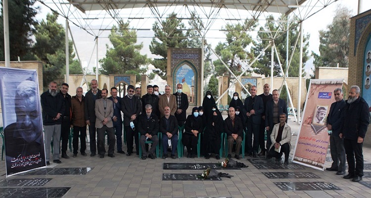 دیدار با مادر شهید میرزائی در روز تکریم مادران و همسران شهدا